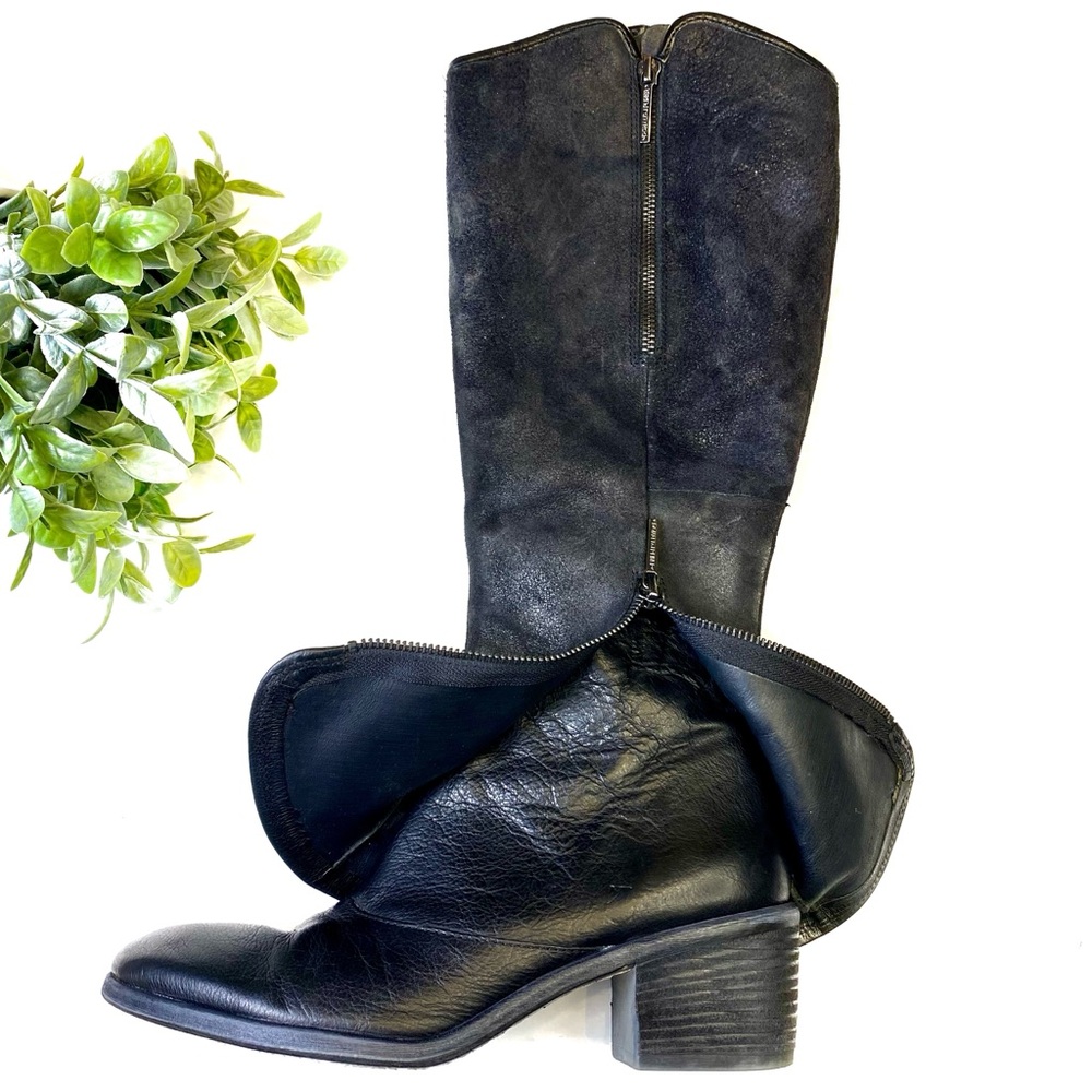 Donald J Pliner Women’s Genuine Leather DEVI4 Boots